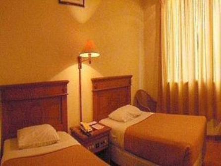 Amans Hotel Ambon Zimmer foto